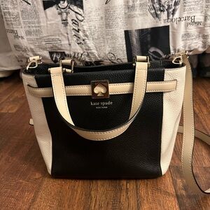 Kate Spade Black and Cream Shoulder Bag